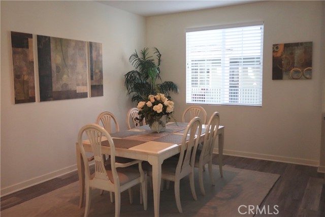Detail Gallery Image 7 of 28 For 2734 Valor Ln, Pomona,  CA 91767 - 4 Beds | 3/1 Baths
