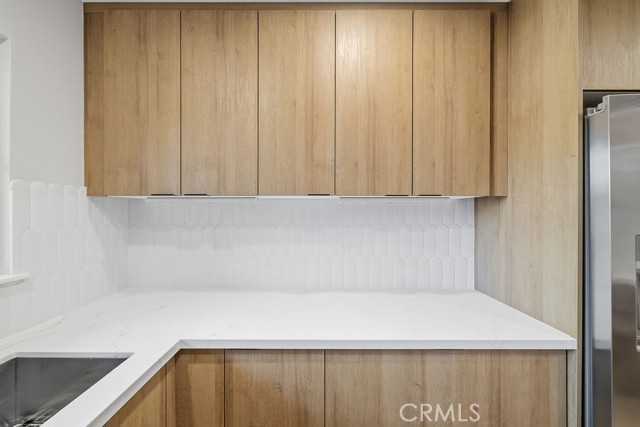 Detail Gallery Image 12 of 38 For 10557 Reseda, Porter Ranch,  CA 91326 - 5 Beds | 3 Baths