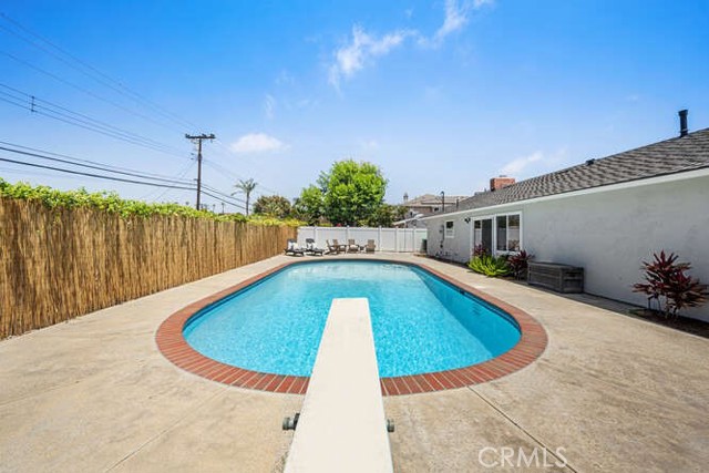 3221 Copa De Oro Drive, Los Alamitos CA: https://media.crmls.org/medias/a62db8f1-31bf-4776-af27-80a45796ad50.jpg