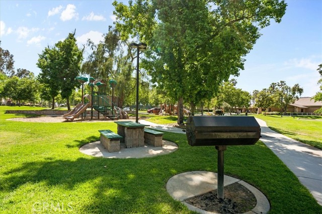 Detail Gallery Image 45 of 46 For 10197 via Apolina, Moreno Valley,  CA 92557 - 4 Beds | 2/1 Baths
