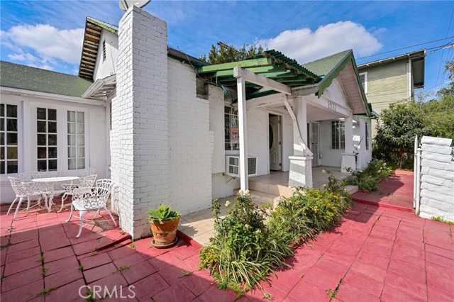 2009 N Commonwealth Avenue, Los Angeles, CA, 90027 2009 N Commonwealth Avenue, Los Angeles, CA, 90027