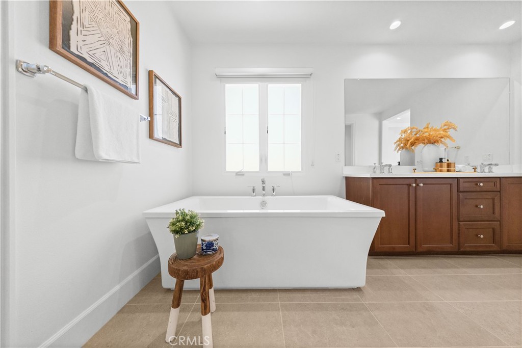 MLS #OC26162155 image #35