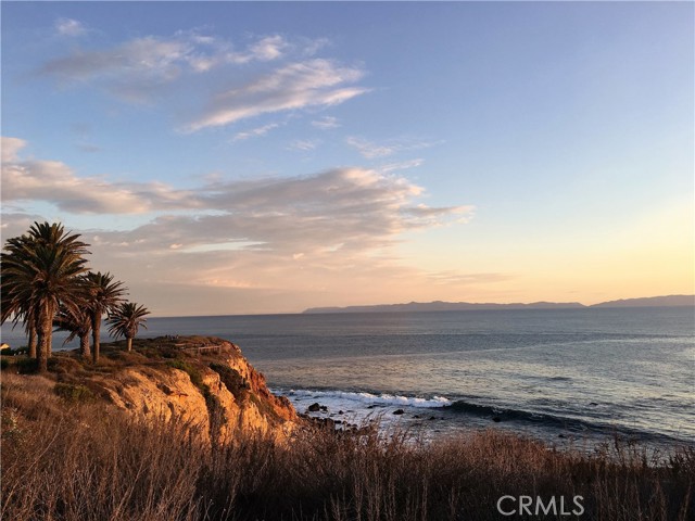 32724 Coastsite Drive, Rancho Palos Verdes, California 90275, 2 Bedrooms Bedrooms, ,2 BathroomsBathrooms,Residential,Sold,Coastsite,PV21203846