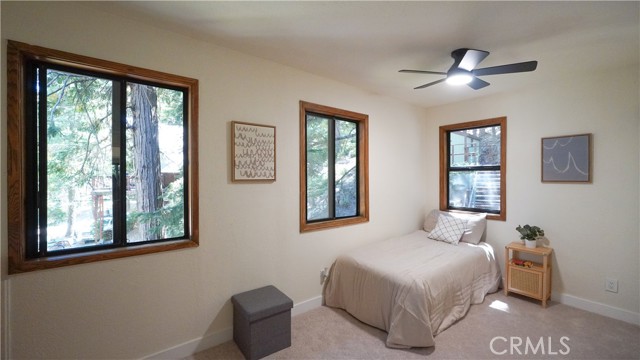 Detail Gallery Image 24 of 44 For 410 Iris Dr, Twin Peaks,  CA 92391 - 3 Beds | 2 Baths