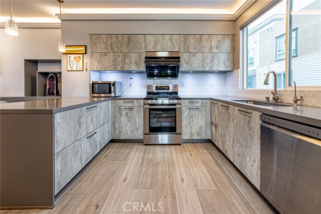 Detail Gallery Image 12 of 47 For 9046 Garvey Ave #32,  Rosemead,  CA 91770 - 3 Beds | 3/1 Baths