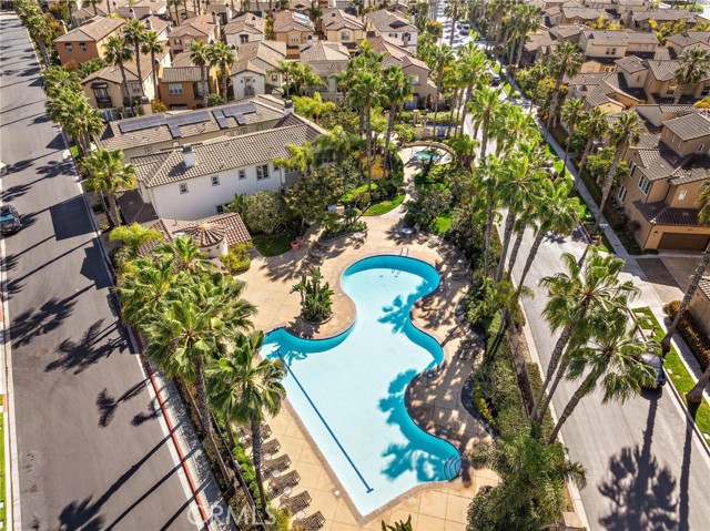 7988 Aldea Circle, Huntington Beach CA: https://media.crmls.org/medias/a6327a12-1e51-406f-9e74-a6303c0b15bf.jpg
