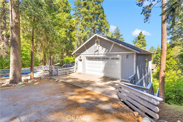 Image 9 of 67 For 810 Oakmont Lane