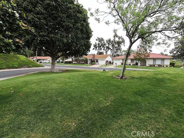28132 Via Congora, Mission Viejo CA: https://media.crmls.org/medias/a6329f30-8fe5-49df-b545-559609729705.jpg