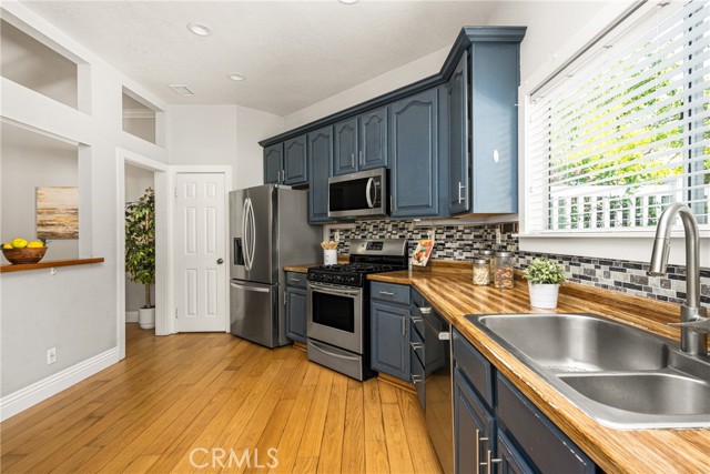 24343 Landover Road, Laguna Hills CA: https://media.crmls.org/medias/a632e4d4-2f33-4eb4-81b8-91dcf14f396e.jpg