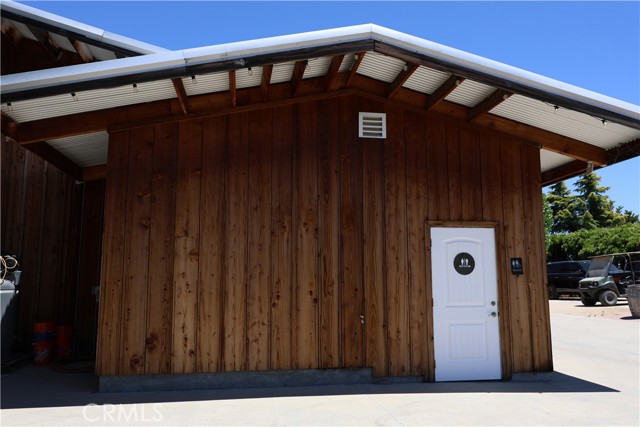 5575 El Pomar Drive, Templeton CA: https://media.crmls.org/medias/a633cfd1-f3f4-48cd-b2b1-fdd5a3b82fdf.jpg