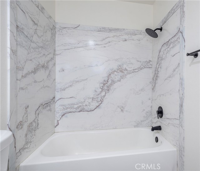 8891 Ovieda Plaza, Westminster CA: https://media.crmls.org/medias/a633f2c5-5672-425f-b932-8c8c52199010.jpg