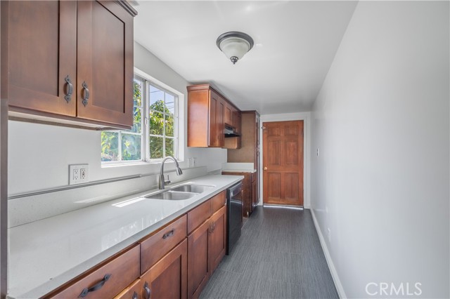 2653 Alice Street, Los Angeles CA: https://media.crmls.org/medias/a6345f34-dcd3-46bd-b9d2-7e3e20b05b4f.jpg