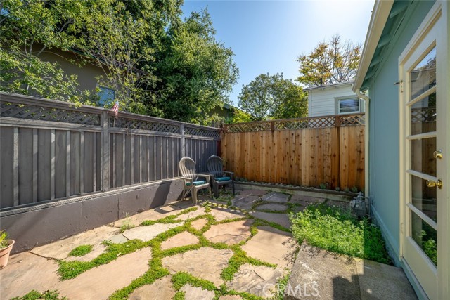 Detail Gallery Image 31 of 45 For 2048 Hope St, San Luis Obispo,  CA 93405 - 3 Beds | 2 Baths