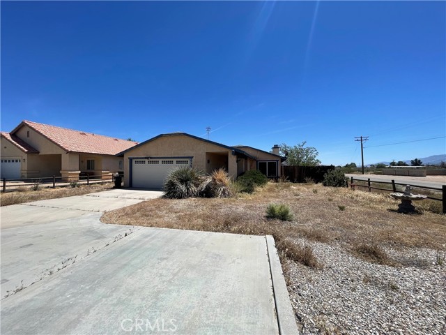 12707 Central Rd, Apple Valley, CA 92308