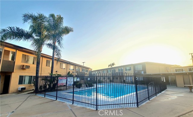 Detail Gallery Image 12 of 14 For 3030 Vineland Ave #3,  Baldwin Park,  CA 91706 - 2 Beds | 1 Baths