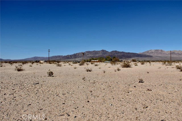 Detail Gallery Image 6 of 7 For 6281811 20000 Amboy Rd, Twentynine Palms,  CA 92277 - – Beds | – Baths