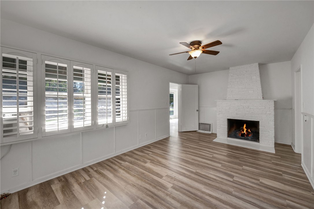 Detail Gallery Image 15 of 40 For 145 W San Antonio Dr, Long Beach,  CA 90807 - 3 Beds | 2 Baths