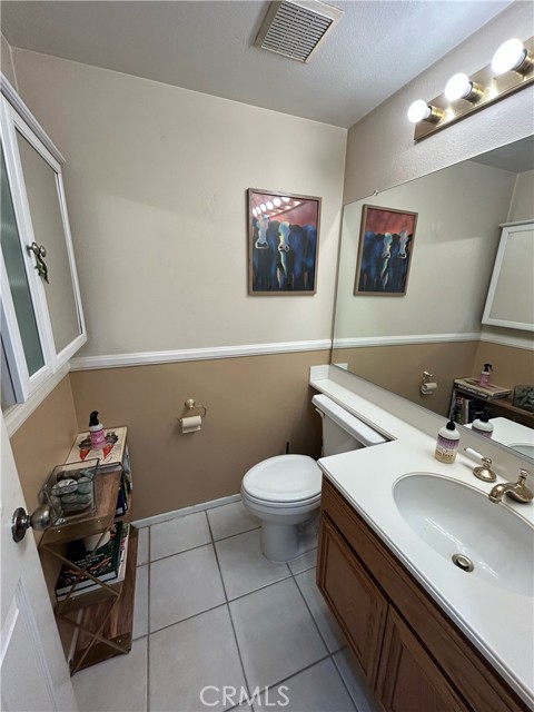 11919 Bubbling Brook Street, Moorpark CA: https://media.crmls.org/medias/a63685dc-fd22-4458-beb2-378b7142eb45.jpg