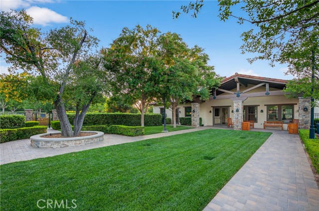 Image 41 of 46 For 26812 Peppertree Drive