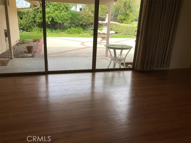 23439 Clarendon Street, Woodland Hills CA: https://media.crmls.org/medias/a636df1c-c386-4be4-8525-c9a628f1360d.jpg