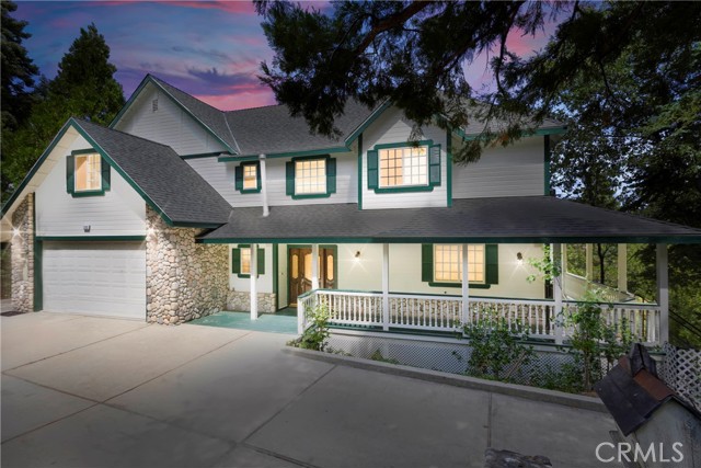 Detail Gallery Image 1 of 71 For 288 N Fairway Dr, Lake Arrowhead,  CA 92352 - 8 Beds | 5/1 Baths