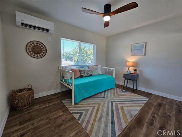 Detail Gallery Image 7 of 14 For 3402 Baltic Ave, Long Beach,  CA 90810 - 3 Beds | 2/1 Baths