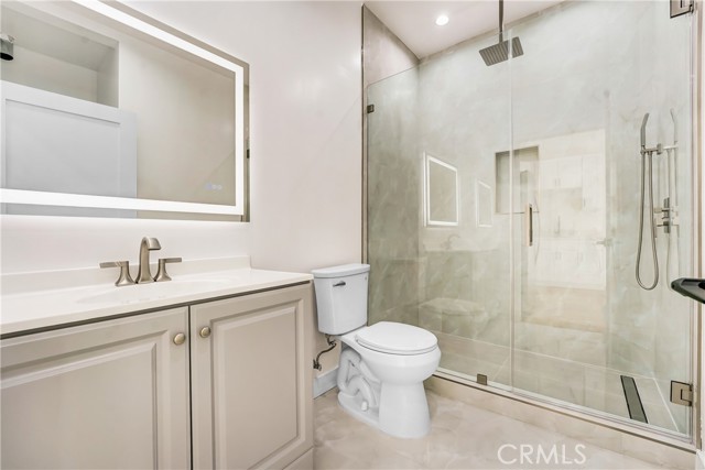 Detail Gallery Image 23 of 28 For 13433 Ebell St, Panorama City,  CA 91402 - 5 Beds | 4 Baths