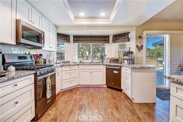 18687 Chickory Drive, Riverside CA: https://media.crmls.org/medias/a639700c-6701-408d-9b5b-9e408f81aa3f.jpg