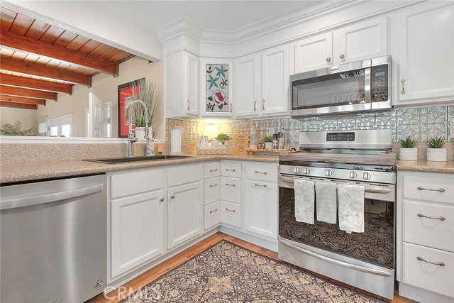 Detail Gallery Image 9 of 40 For 662 6th St, Norco,  CA 92860 - 3 Beds | 2 Baths