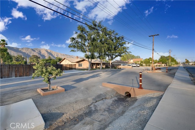 Image 14 of 75 For 1261 Ramona Boulevard