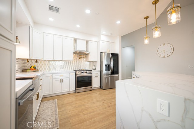 Detail Gallery Image 16 of 52 For 47922 85th St W, Lancaster,  CA 93536 - 4 Beds | 3 Baths