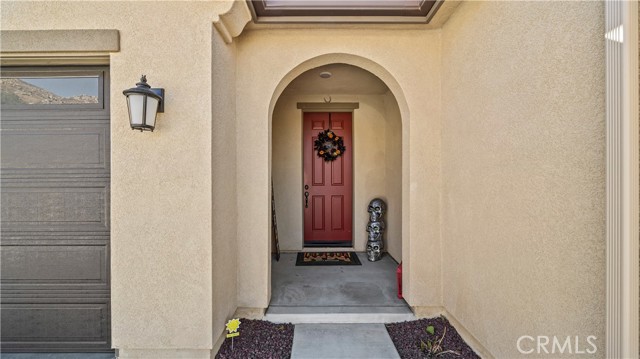 Detail Gallery Image 6 of 41 For 24897 Miners View Ln, Moreno Valley,  CA 92557 - 4 Beds | 2/1 Baths