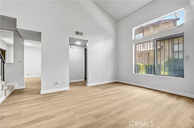 3853 Kenmore Avenue, Baldwin Park CA: https://media.crmls.org/medias/a63b59d7-041d-471f-b56c-deab74cbbb34.jpg