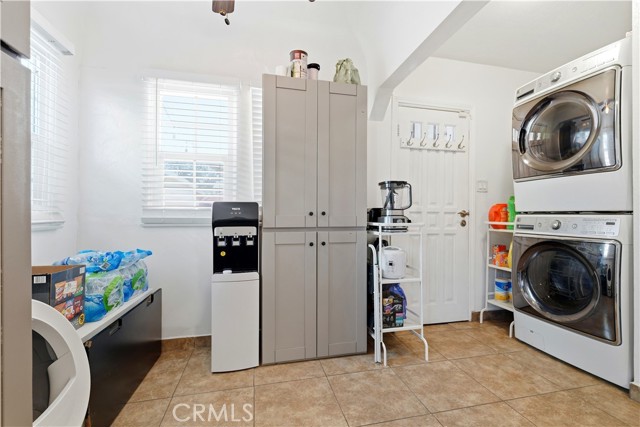 Detail Gallery Image 14 of 21 For 2652 109th, Lynwood,  CA 90262 - 2 Beds | 1 Baths
