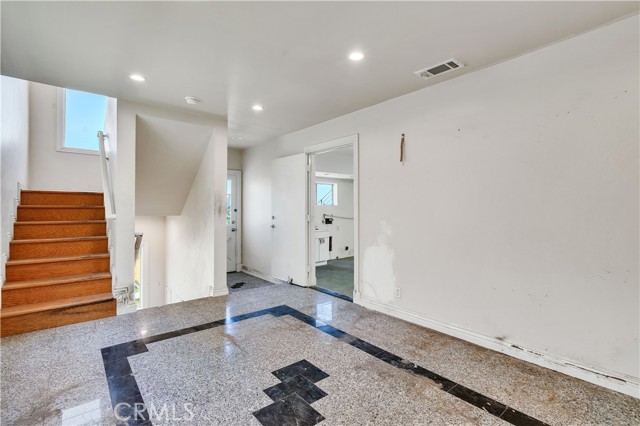 728 Quail Drive, Los Angeles CA: https://media.crmls.org/medias/a63cab0b-29b3-455a-af1a-9b825e7a1a19.jpg