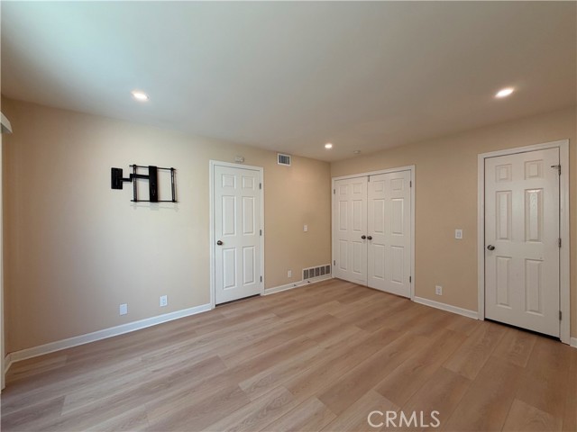 6519 E E Paseo Diego, Anaheim Hills CA: https://media.crmls.org/medias/a63e2355-f57e-47d0-b28e-9ee87c1a5b90.jpg