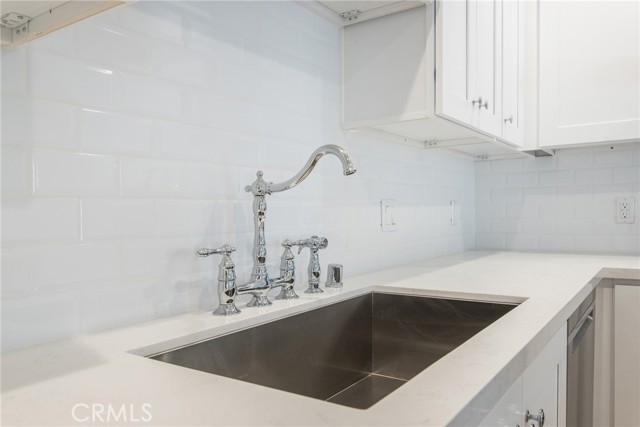 Detail Gallery Image 19 of 37 For 2340 Montrose Ave #203,  Montrose,  CA 91020 - 3 Beds | 2 Baths