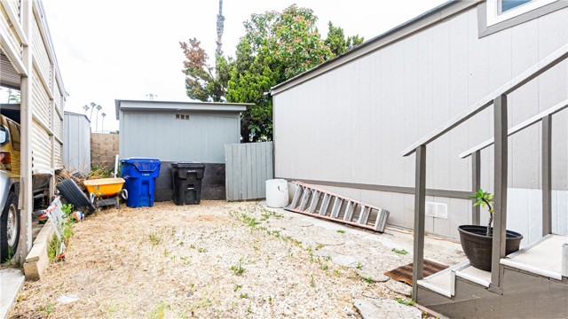 4041 Pedley Road, Jurupa Valley CA: https://media.crmls.org/medias/a63edc73-2a5d-4b49-a503-b1243da3a81c.jpg