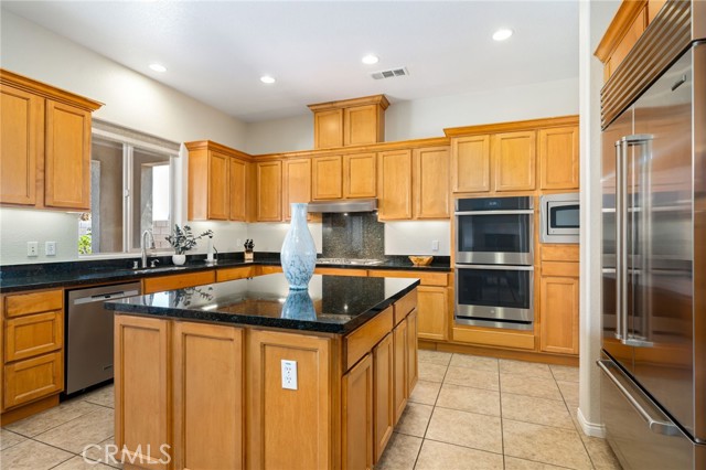 73810 Cezanne Drive, Palm Desert CA: https://media.crmls.org/medias/a63ef614-0d13-4e04-a248-f18ff53a9880.jpg