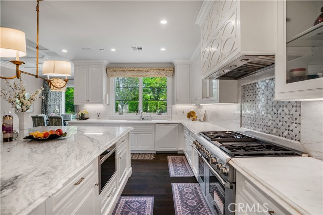 Detail Gallery Image 10 of 36 For 501 W Woodruff Ave, Arcadia,  CA 91007 - 5 Beds | 5/1 Baths