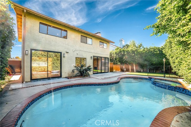 Detail Gallery Image 43 of 43 For 18839 Miranda, Tarzana,  CA 91356 - 4 Beds | 3 Baths