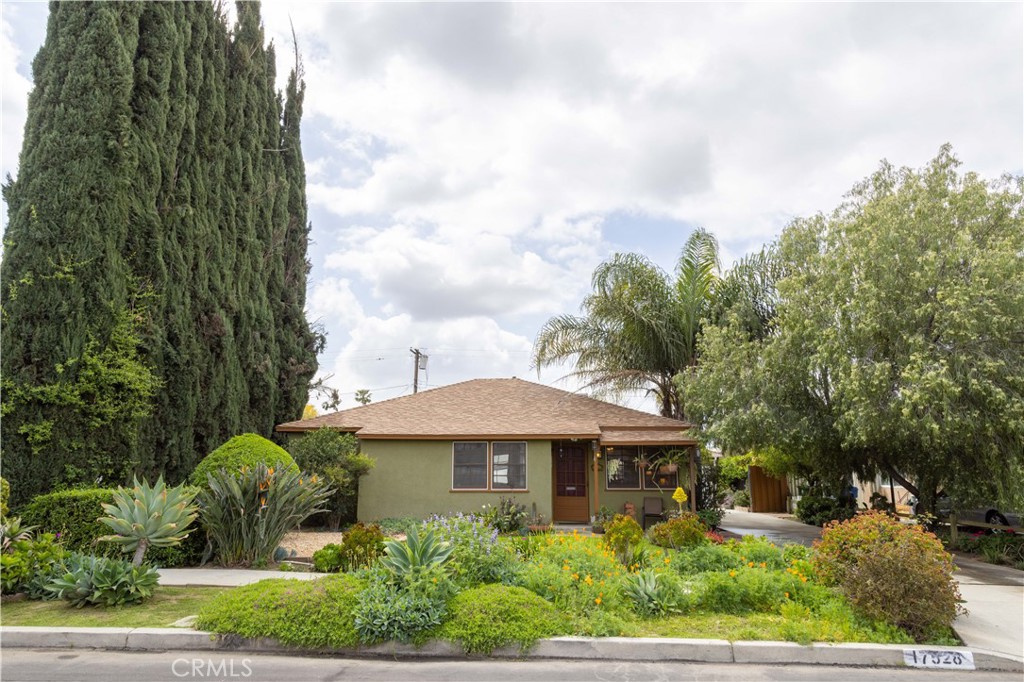 17528 Willard Street, Northridge, CA 91325