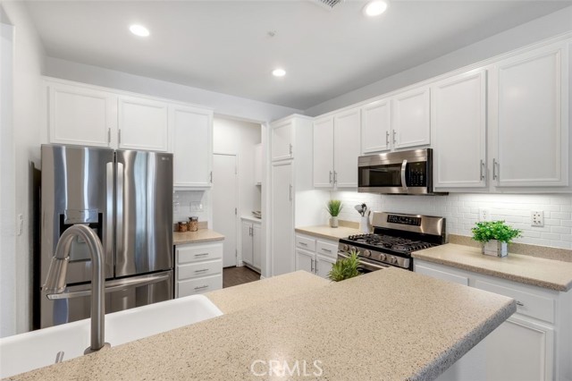 11 Chadron Circle, Ladera Ranch CA: https://media.crmls.org/medias/a641c6ef-1b79-485b-8160-3c9738fce19c.jpg