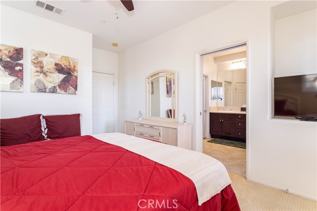 11220 Paseo Sonesta, Porter Ranch CA: https://media.crmls.org/medias/a641fd5f-9a12-475e-a56a-b5a25763ad3a.jpg