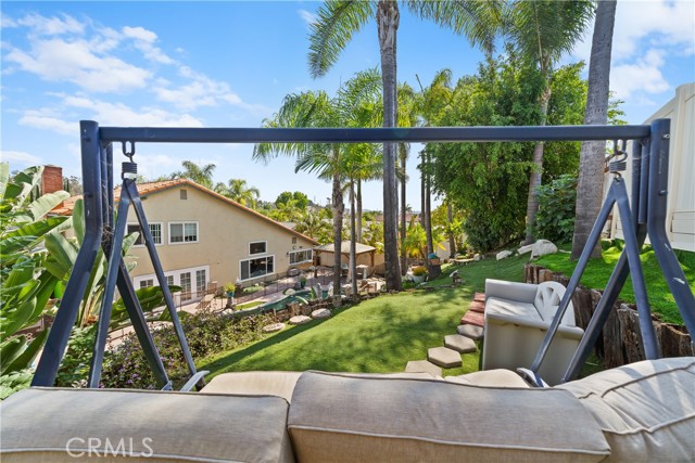 25261 Grissom Road, Laguna Hills CA: https://media.crmls.org/medias/a64288f6-d1d4-44f6-a5ab-a84fe45336bb.jpg