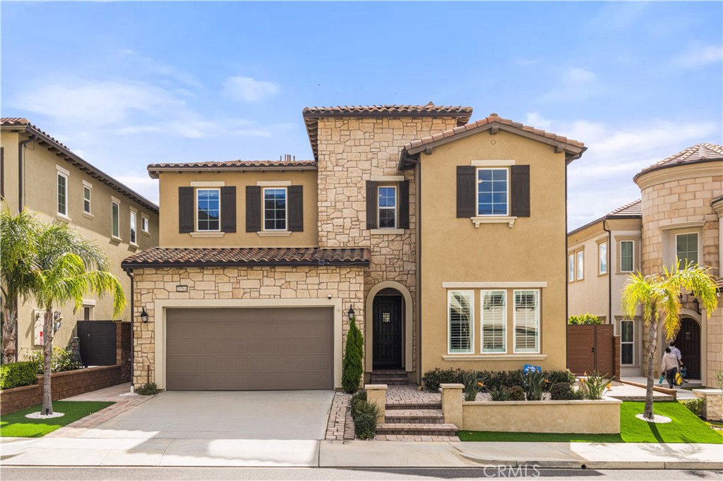 20564 W Bluebird Court
