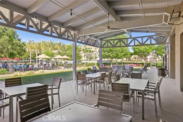 27631 Camellia Drive, Saugus CA: https://media.crmls.org/medias/a642f708-9f7b-43eb-94ec-922cd684081f.jpg