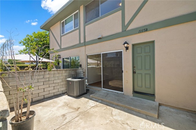 1115 W Francis Street, Ontario CA: https://media.crmls.org/medias/a64399ba-753f-4558-a6ac-4a96bc47867b.jpg
