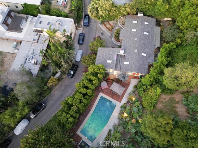 Detail Gallery Image 45 of 54 For 2412 Canyon Oak Dr, Los Angeles,  CA 90068 - 3 Beds | 2 Baths