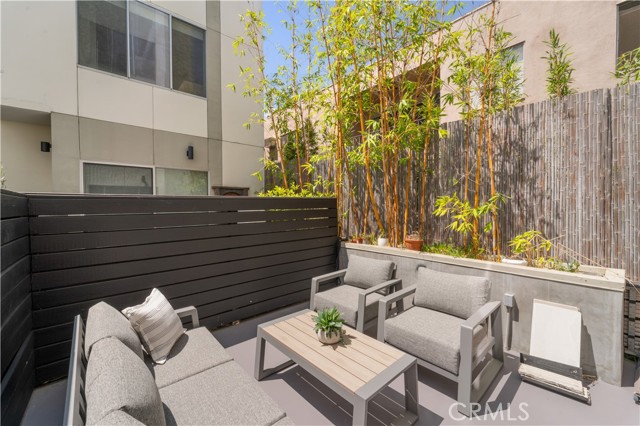 Detail Gallery Image 23 of 27 For 1040 N Curson Ave #3,  West Hollywood,  CA 90046 - 3 Beds | 3 Baths